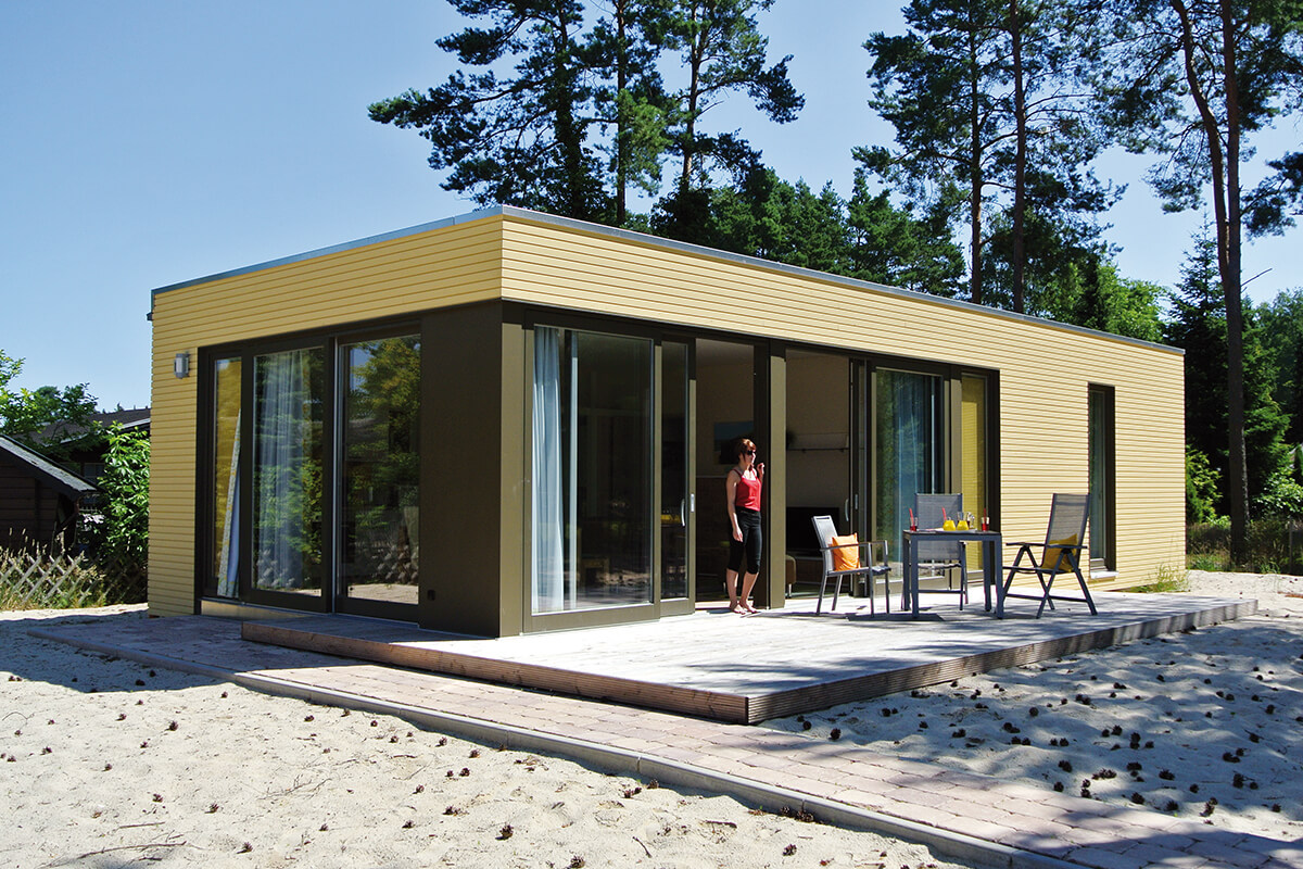 Außenansicht Strandbungalow mit Sonnen-Terrasse Außenansicht Strandbungalow mit Sonnen-Terrasse